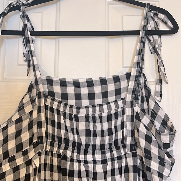 Black and White Gingham Dress - Picture 5 of 6